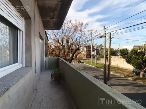 Depto Tipo Casa en Venta en Tablada, USD 70.000
