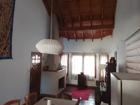 Casa en Venta en Castelar Sur, USD 120.000