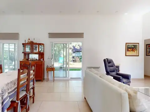 Casa en Venta al Este