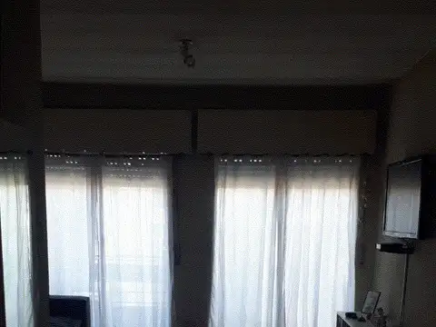 Depto Tipo Casa 4 ambientes con 2 baños