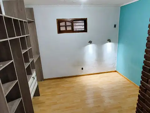 Depto Tipo Casa en Alquiler de 2 dormitorios