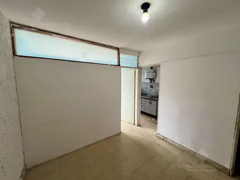 Departamento en Alquiler en Remedios de Escalada, $ 420.000
