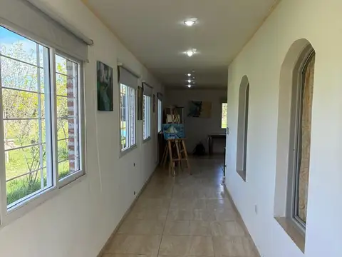 CASA QUINTA EN VENTA EN STEFENELLI MAS DE 2 HA