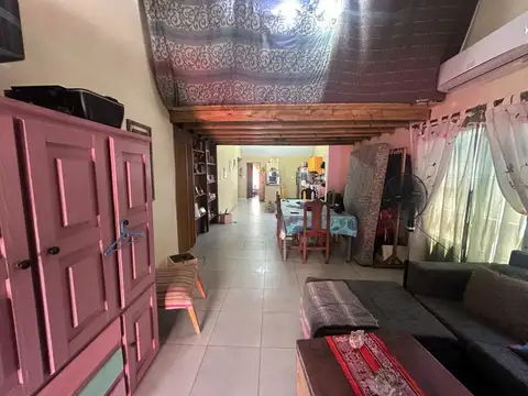 Casa en Venta con 4 cocheras