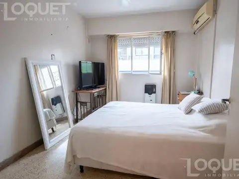 Casa en planta alta con cochera Santiago del Estero y Rivadavia