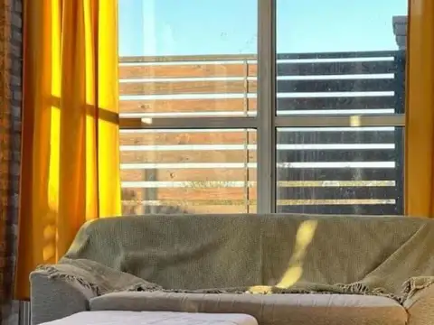 Casa en Los Muchachos - 2 dormitorios, 204 m2 