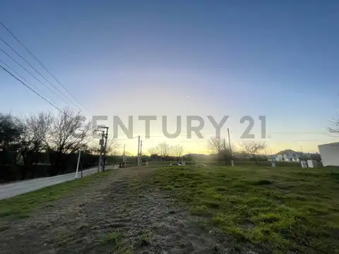 Lote esquina en Tejas IV - Malagueño -, con vista a las Sierras.