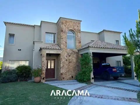 CASA en Venta Don Joaquin - Canning