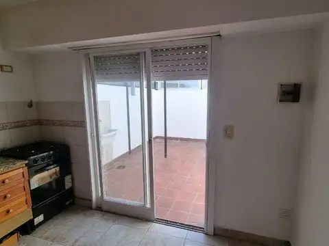 Depto Tipo Casa en Alquiler 26 años