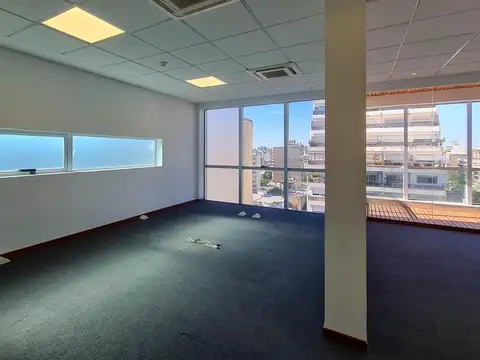 OFICINA MODERNA DE 137m2   BAULERA UBICADA EN CORDOBA Y PTE ROCA