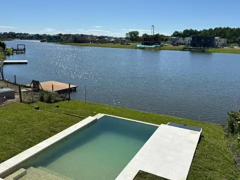 Casa en Venta de 5 dormitorios