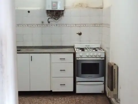 Depto Tipo Casa en Venta 60 años