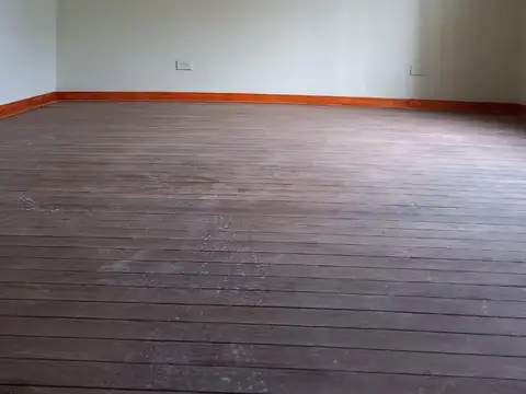 CASA PARA DOS FAMILIAS Y FONDO LIBRE