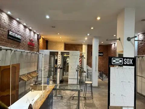 EXCELENTE LOCAL, ZONA CENTRO A MTS. DIAG. SUR Y AV BELGRANO