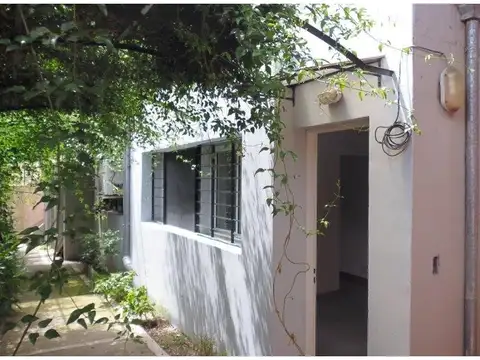 Av Centenario 500, Piso pb