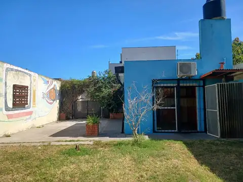 Depto Tipo Casa en Venta con 1 cocheras