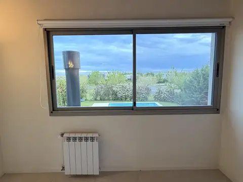 Casa en Alquiler al Oeste