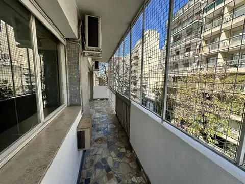 Departamento 4 ambientes con 2 baños