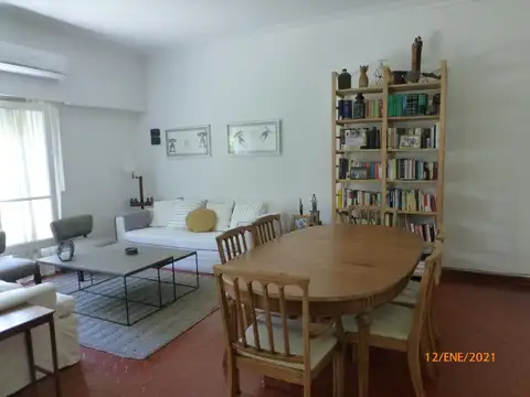 Depto Tipo Casa en Alquiler de 4 ambientes