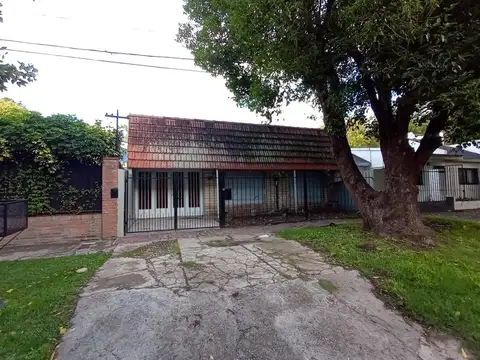 Casa de 2 dormitorios en alquiler en La Plata