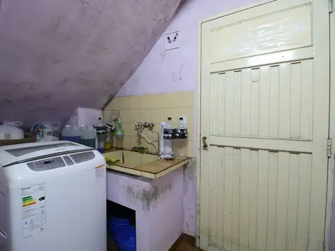 Depto Tipo Casa en Venta 70 años