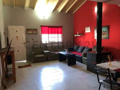 Casa en Venta con 5 cocheras