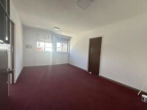 Venta Oficina Sarmiento y Córdoba