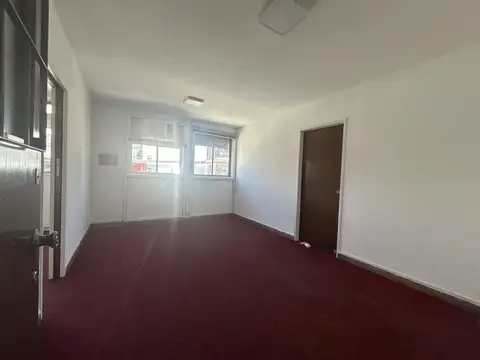 Oficina en Venta 64 años