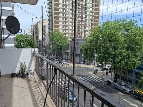 AV. DIAZ VELEZ 4000, VENTA DEPARTAMENTO DE TRES AMBIENTES