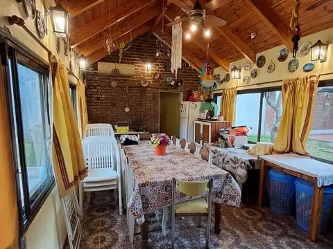 Hermosa Casa de 4 dormitorios Apta Credito Hipotecario