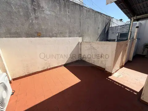 Del Barco Centenera 2400, Piso 1