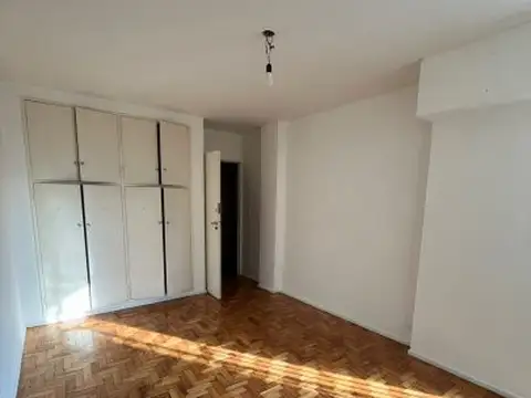 Avenida La Plata 800, Piso 5