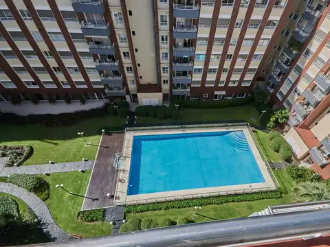 Avenida Juana Manso  al 1600