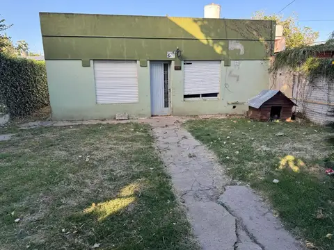 Casa en Venta en Los Hornos, La Plata