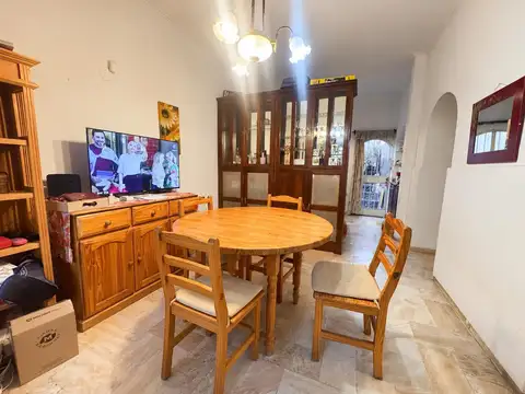 Depto Tipo Casa en Venta 60 años