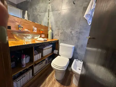 Tucuman  e/ Mariano Moreno y Yapeyu 4000