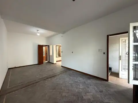 Depto Tipo Casa en Venta en Republica De La Sexta, USD 74.000