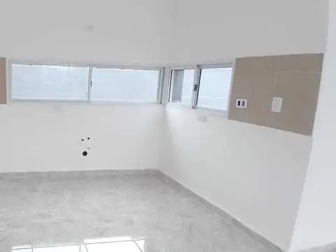 Depto Tipo Casa 3 ambientes con 1 baño
