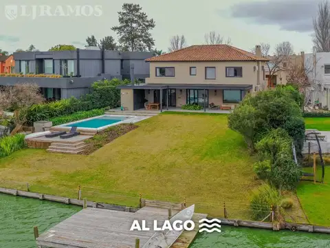 Casa a la laguna con 4 dormitorios en alquiler en Santa Bárbara.