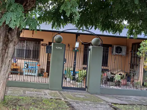 CASA 3 AMBIENTES CON PISCINA