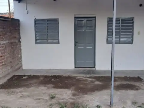 CASA VENTA BARRIO DON EMILIO ZONA SUR 4 DORM