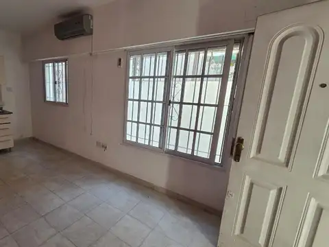 Depto Tipo Casa en Venta en Centro / Microcentro, USD 75.000