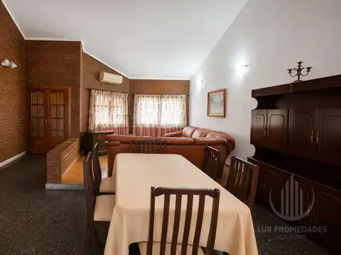 Casa en Alquiler en Valentín Alsina, $ 1.300.000