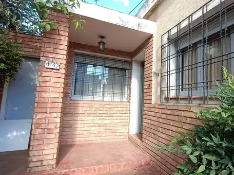 VENTA CASA 2 DOR. + DPTO 2 DOR. CRISOL NORTE - CBA