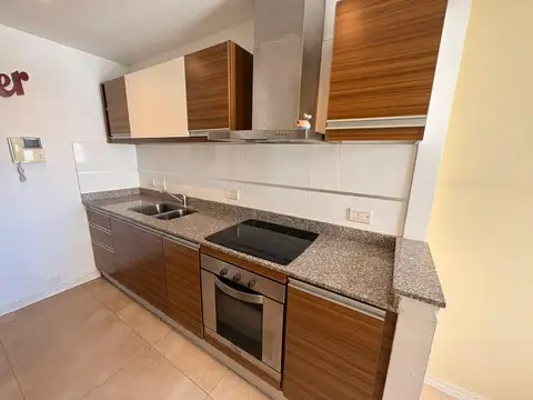 Departamento en Alquiler con 1 cocheras