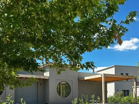 Casa  en Alquiler en El Tonó, Pilara, Pilar