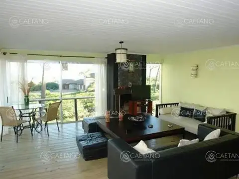 Venta casa 5 dormitorios Montoya La Barra