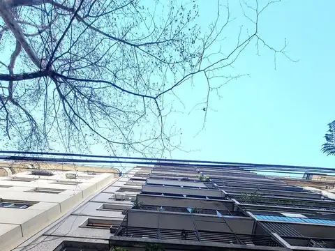 Venta Departamento a reciclar 3 ambientes con dependencias atencion inversionistas !