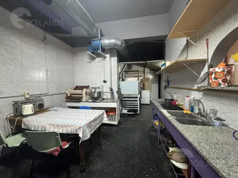 Local en Venta en Coghlan, USD 170.000