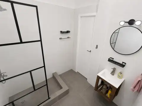 ALQUILER – 3 AMBIENTES AMOBLADO CON BALCON EN FLORES